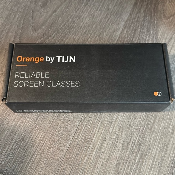 TIJN Screen Glasses with box/cloth, New - Picture 2 of 6